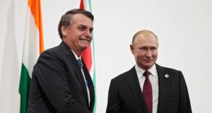 Bolsonaro quer organizar visita de chefes de estado a Putin, diz Turquia