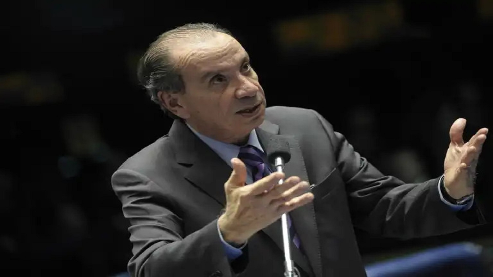 Apoio de Aloysio Nunes a Lula