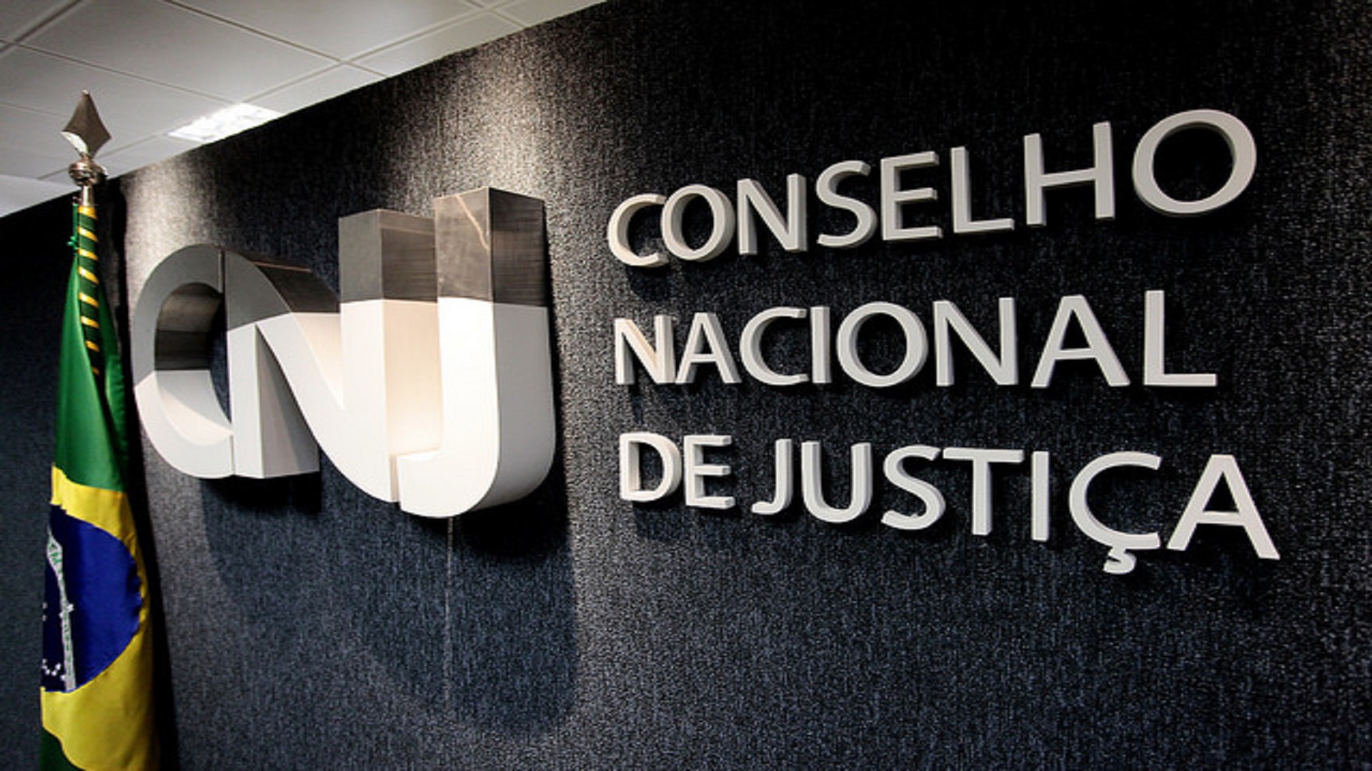 Juíza eleitoral é afastada pelo CNJ