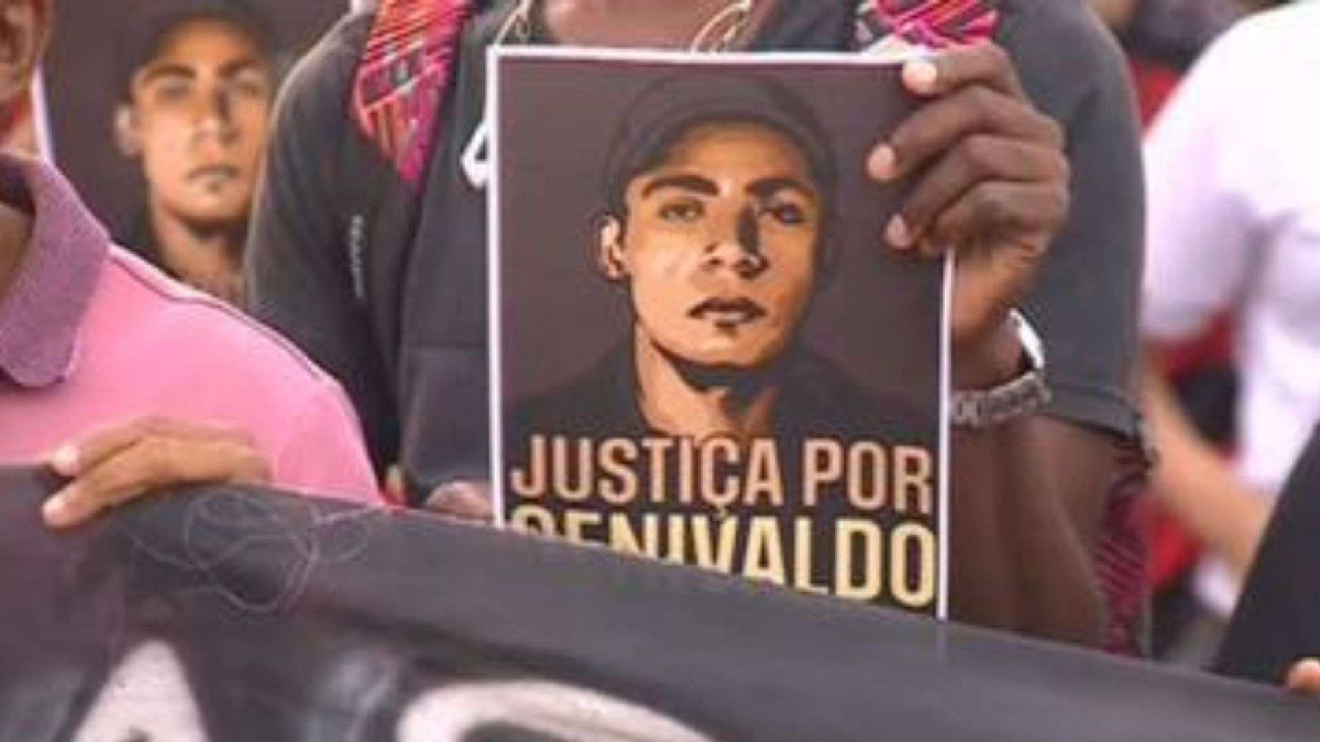 PRF retirou conteúdo sobre direitos humanos no curso para formação de agentes