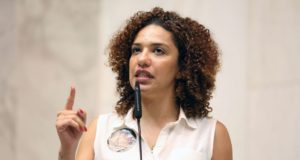 Mônica Seixas quer a cassação de deputados que a atacaram na ALESP