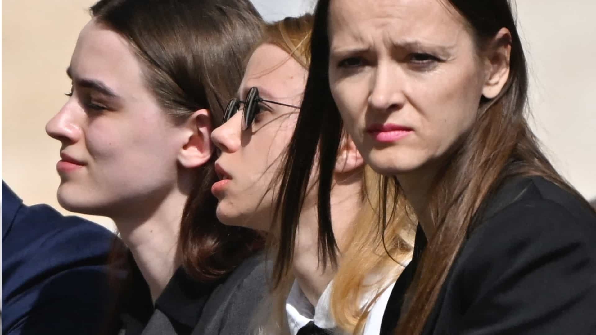 Esposas de soldados ucranianos pedem ajuda do Papa