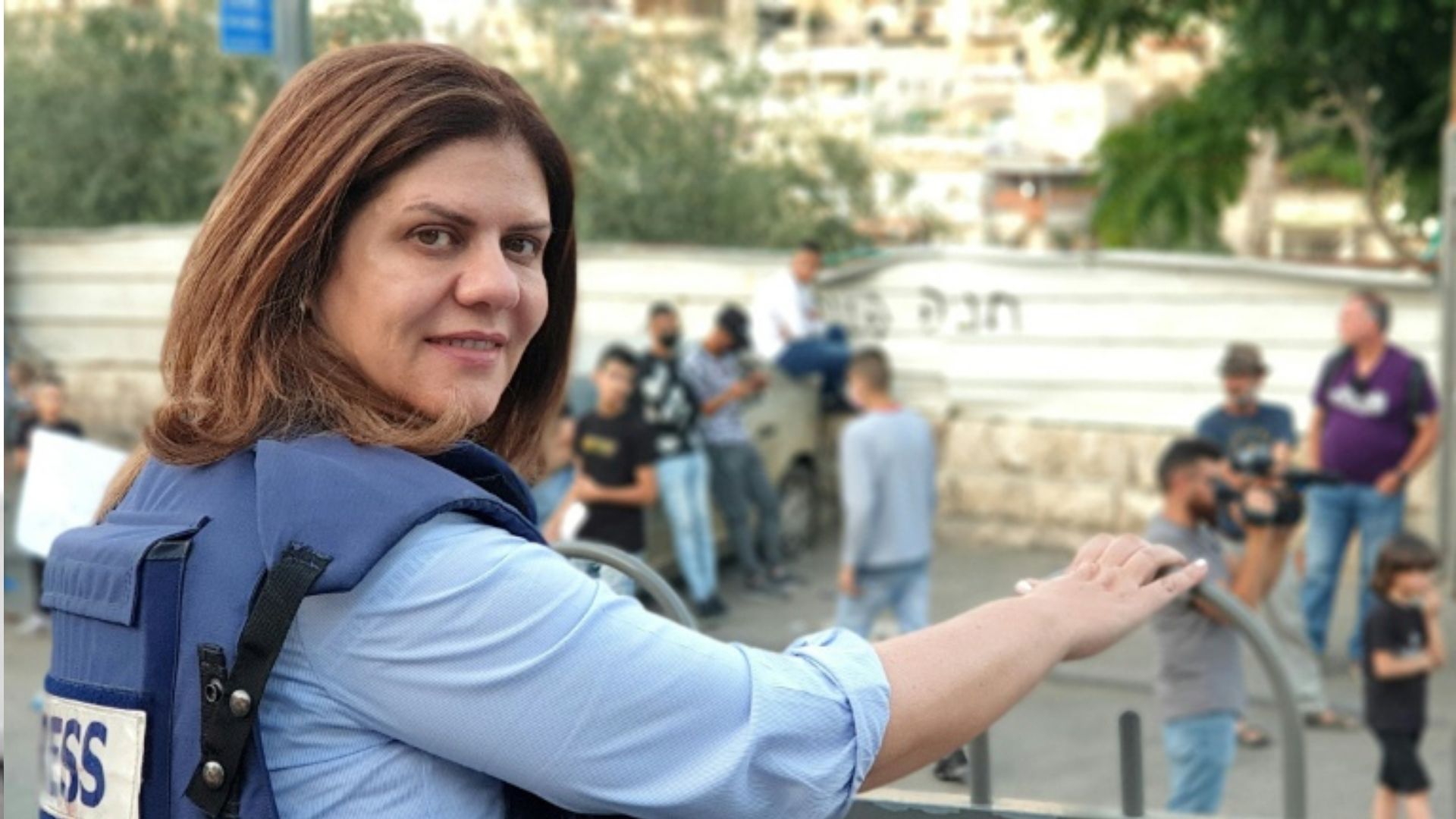 Jornalista é morta a tiros enquanto cobria ataque de forças israelenses na Cisjordânia