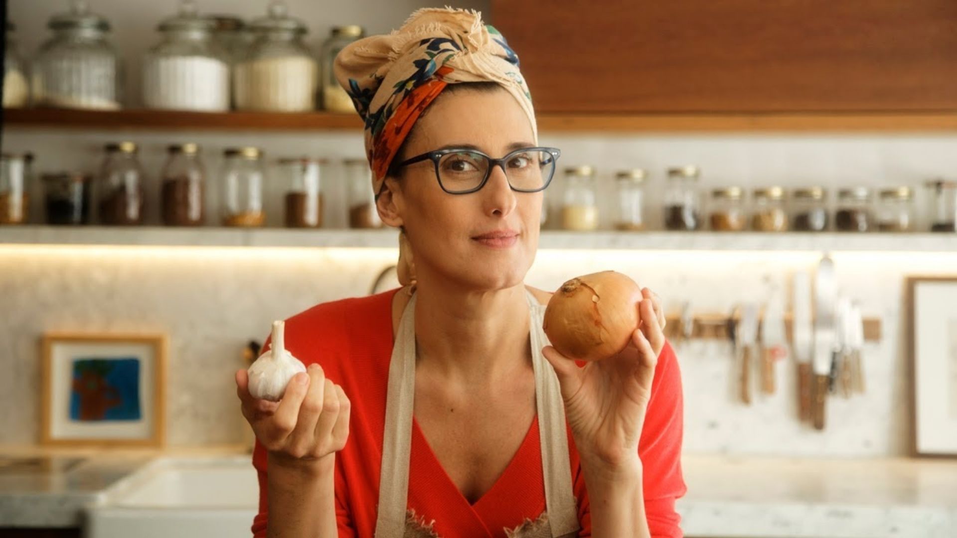 Os bolsonaristas que boicotam Paola Casorella já foram boicotados por ela. Por Nathalí