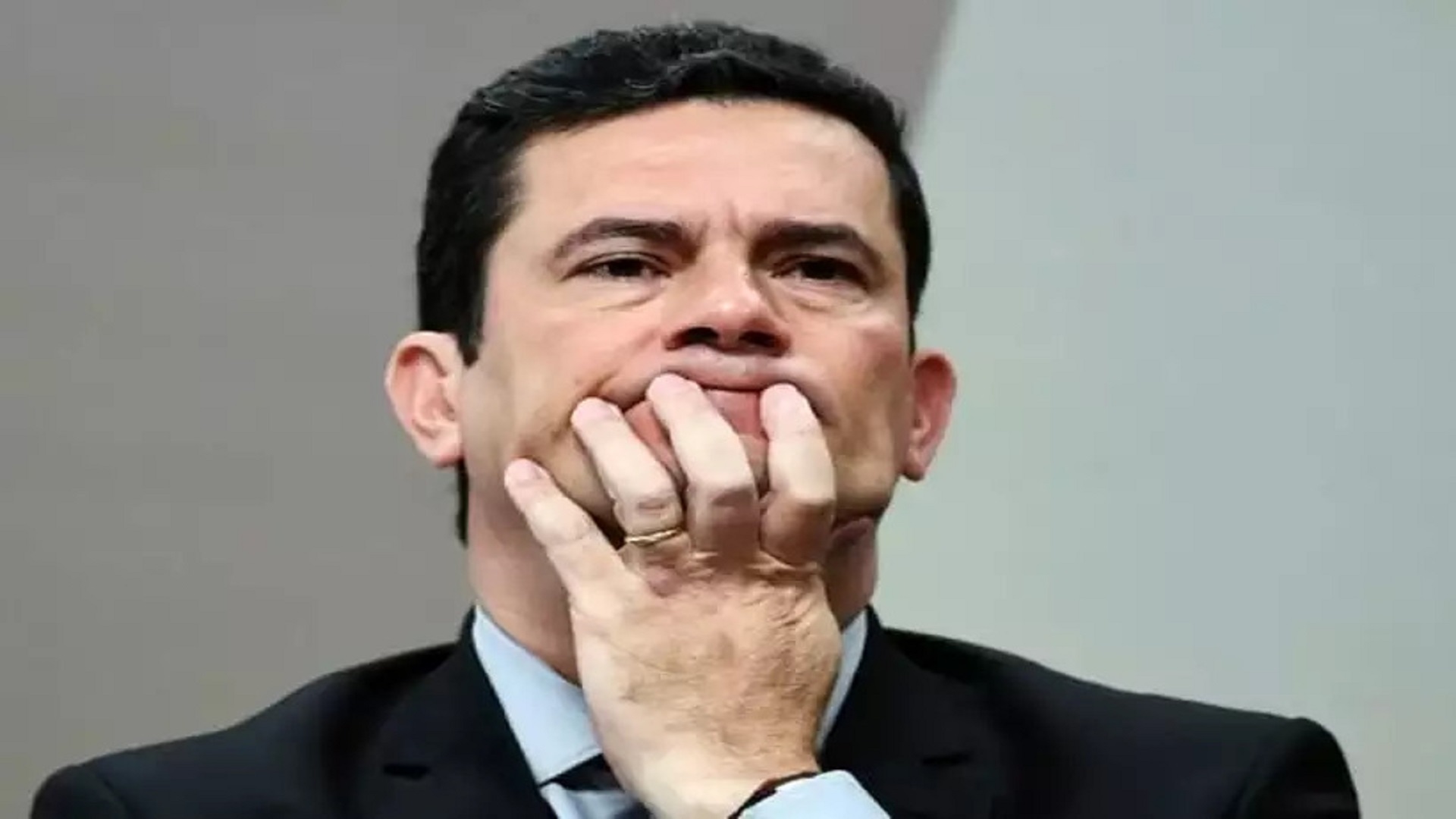 Moro deixa dívida milionária no Podemos