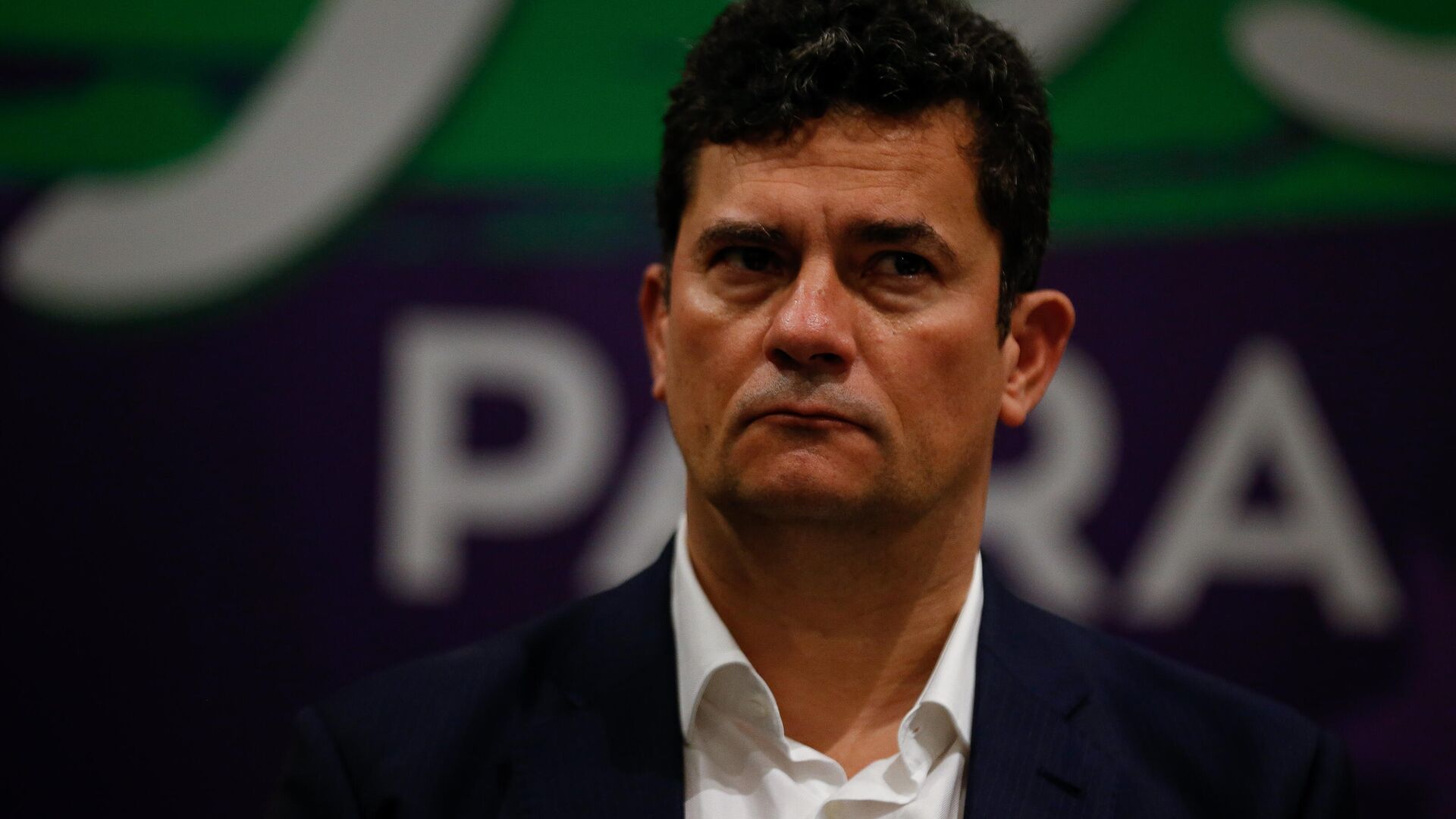 Antilavalistas riem de Moro em Cinema