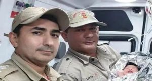 Bebê é encontrado enrolado em sacola plástica