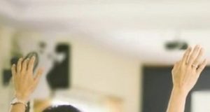 cropped-culto-evangelico-reproducao.jpg