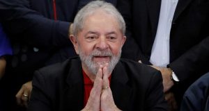 Lula agradece homem que gritou "Lula presidente" ao vivo no Datena