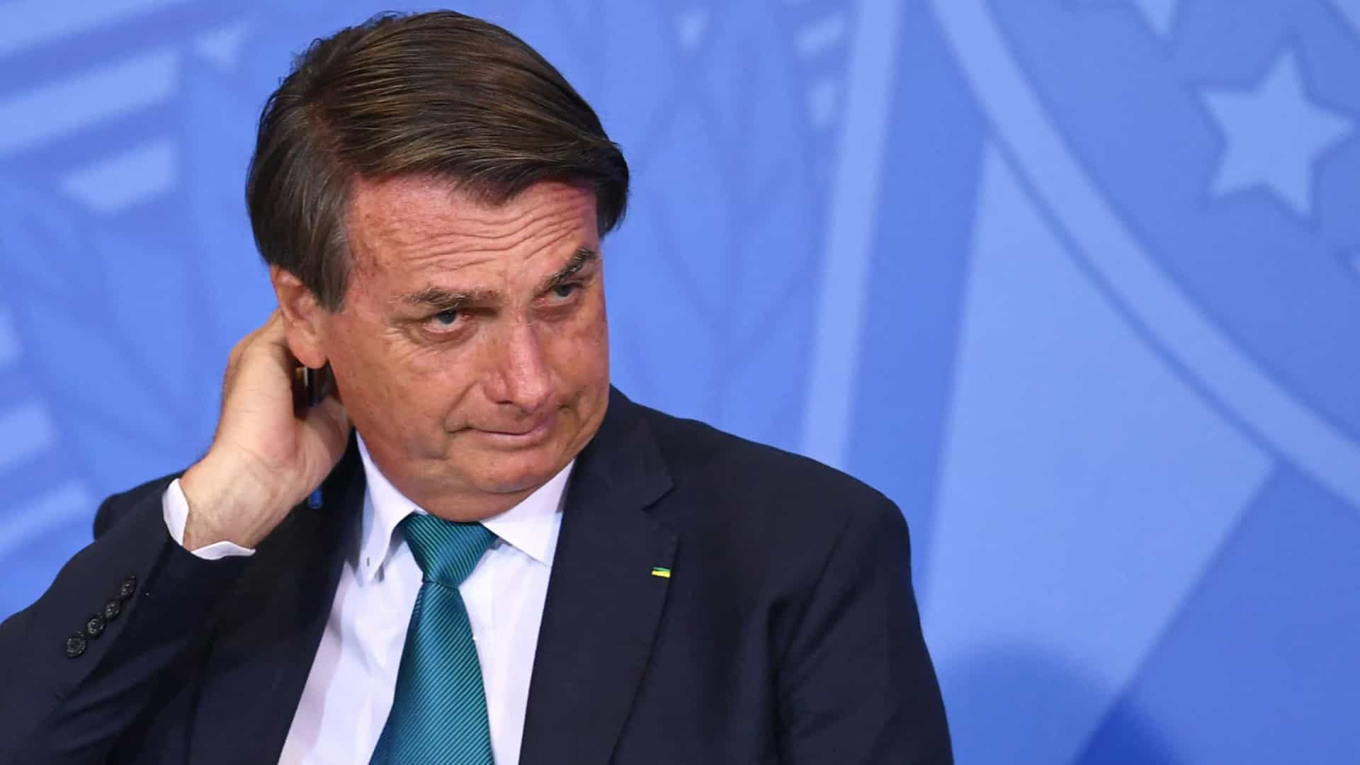 Bolsonaro gasta R$ 21 milhões em cartão corporativo
