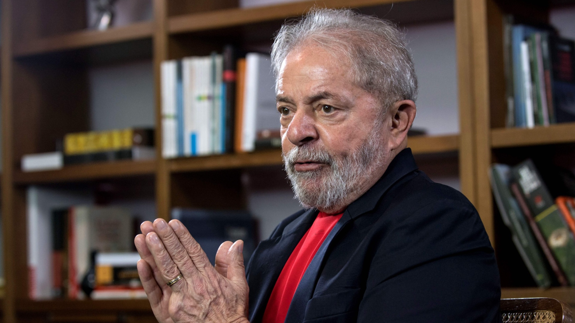 Lula afirma que é hora de dialogar com empresariado