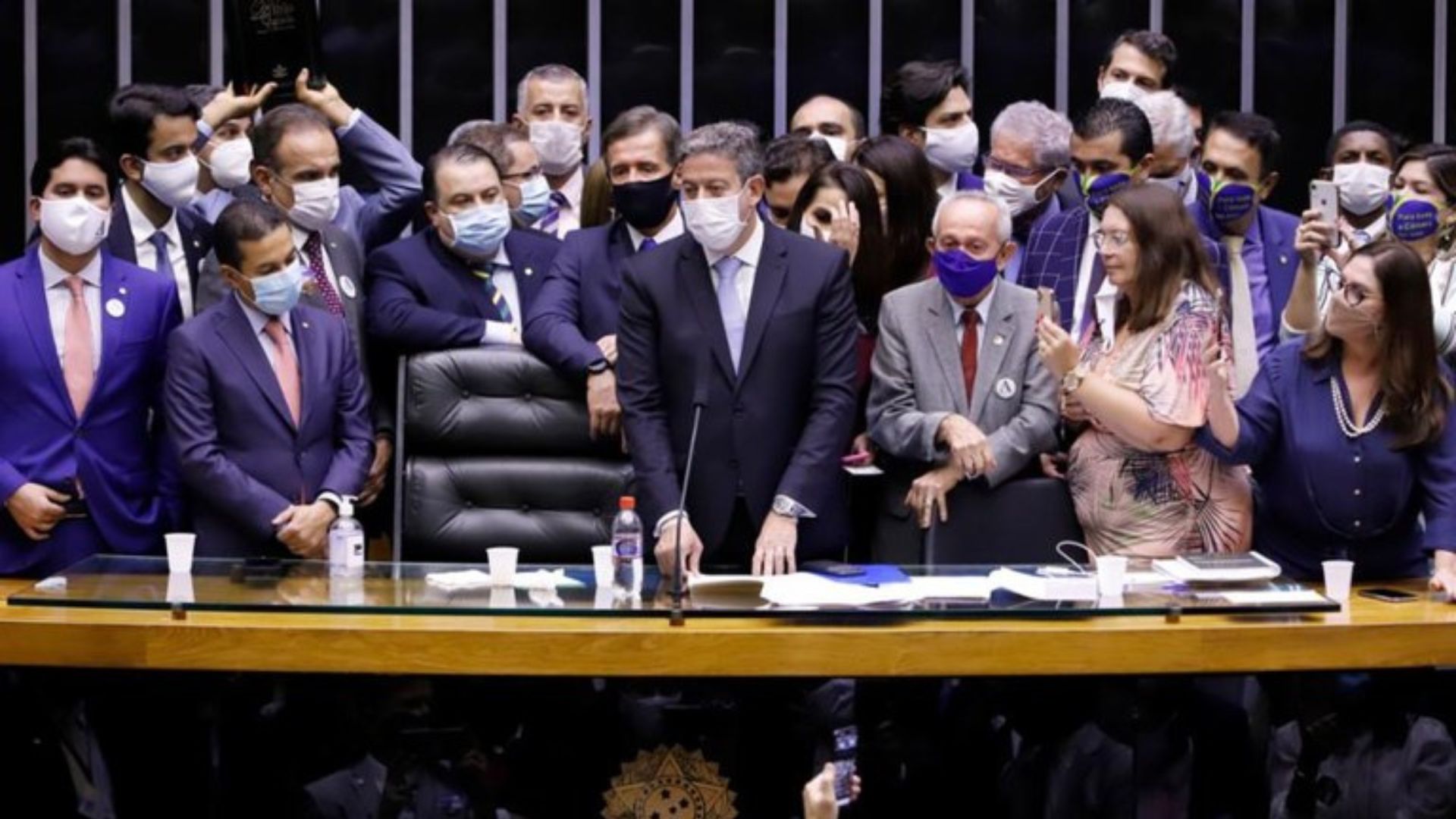 Orçamento secreto: parlamentares detém um quarto dos recursos livres do governo