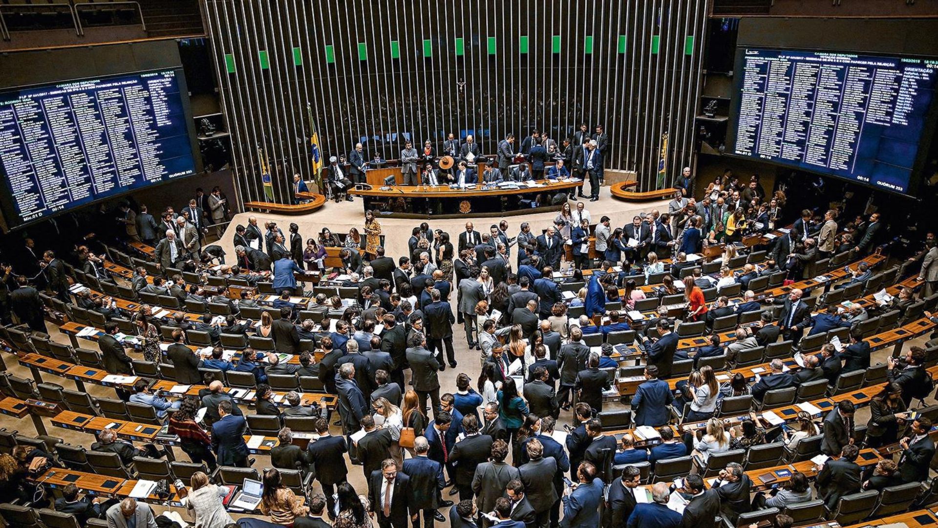 orçamento secreto prejudicou ao menos 18 programas do MEC