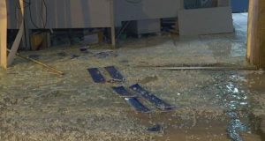Bandidos explodem agência da Caixa Econômica no RJ