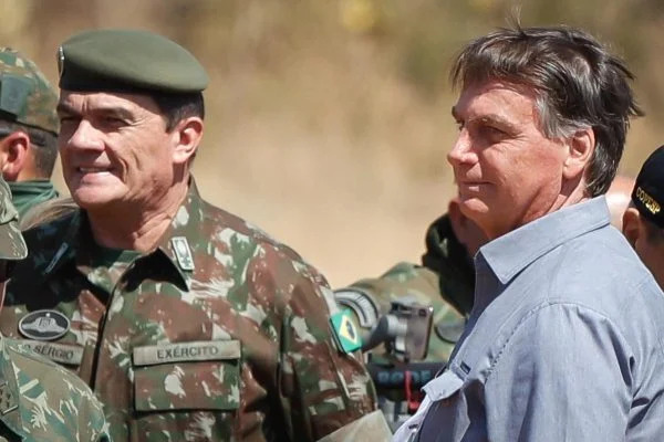 Canal do Exército ocultou 22 vídeos no YouTube