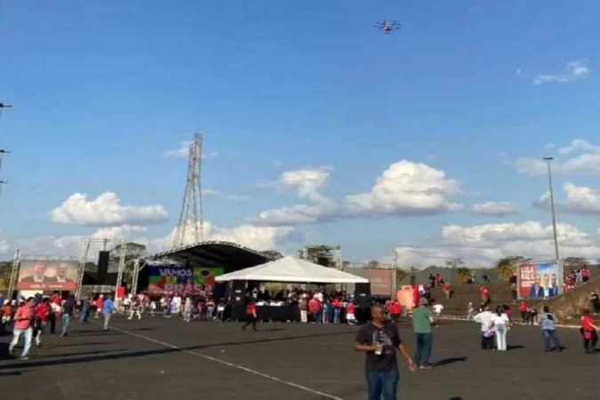 Drone em evento de Lula e Kalil