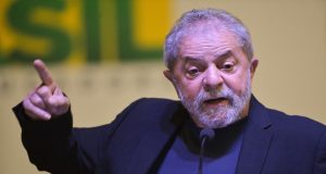 Lula manda recado para Forças Armadas