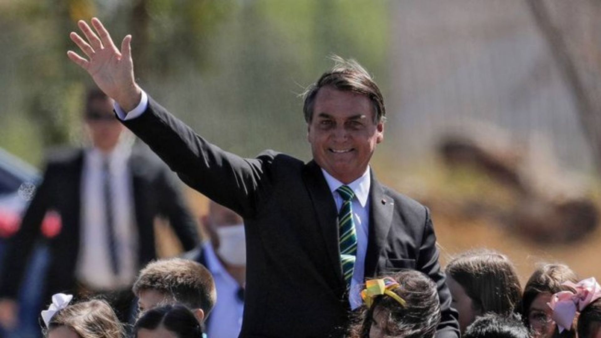Órgãos de inteligência tentam dissuadir Bolsonaro de promover ato em Copacabana