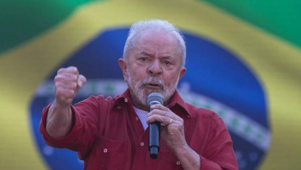 Equipe de segurança de Lula pede apoio de superintendências regionais e cita "armas de letalidade"