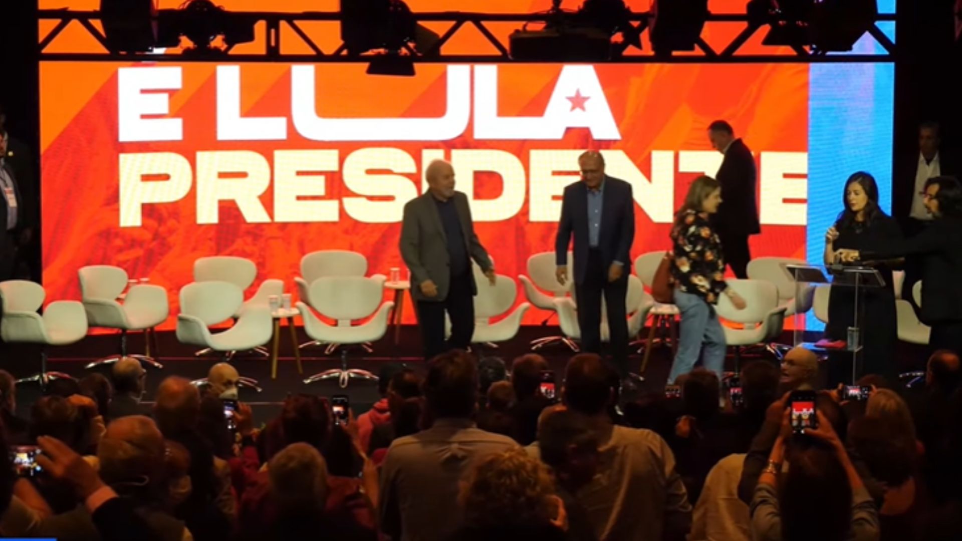 AO VIVO: Lula participa de evento com empresários de pequenas e médias empresas