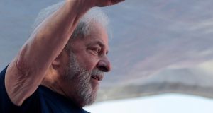 Lula chega como favorito e pode fazer campanha ‘paz e amor’ na TV