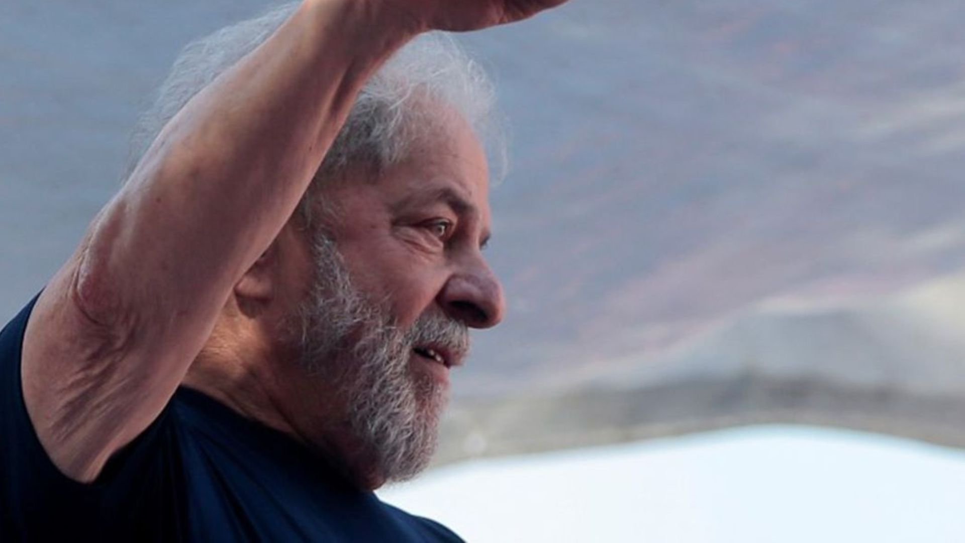 Lula chega como favorito e pode fazer campanha ‘paz e amor’ na TV