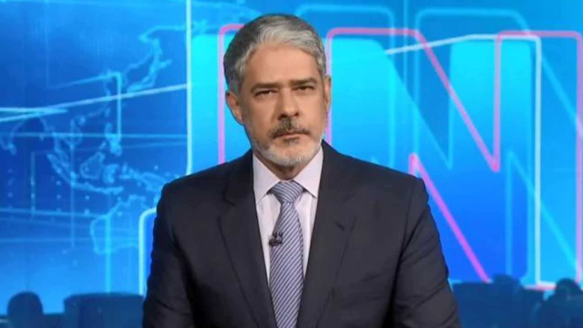 Frustando as expectativas da internet, Bonner não falou "Tchutchuca do Centrão" no Jornal Nacional