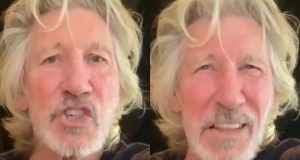 Montagem de fotos de Roger Waters falando para a câmera