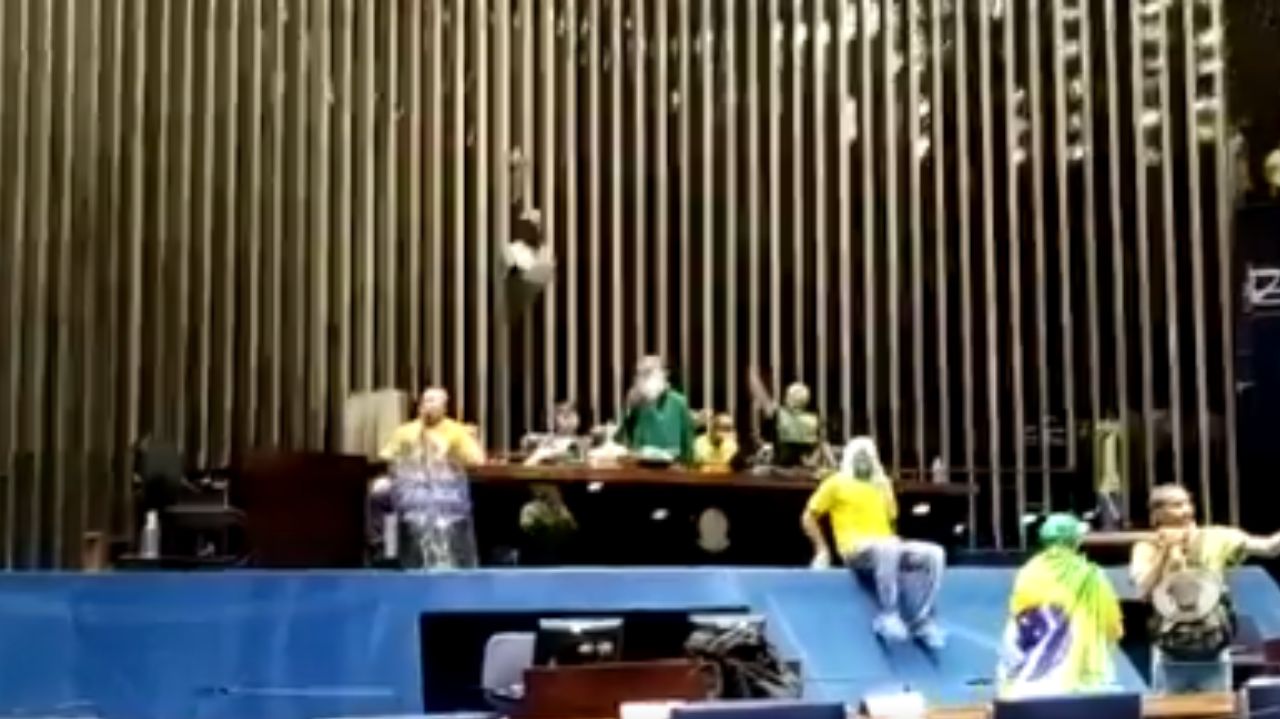 Bolsonaristas no plenário do Senado