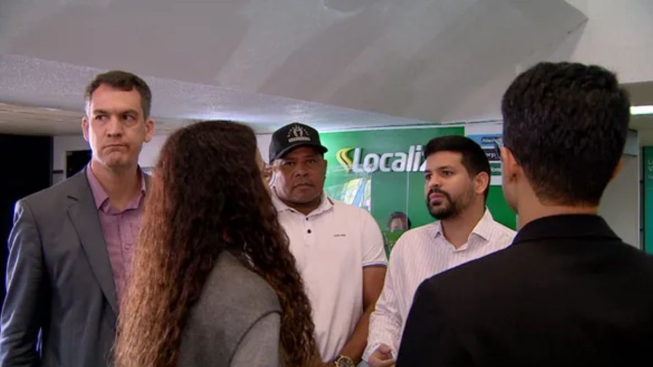 Comitiva do MDHC após desembarcar em Roraima