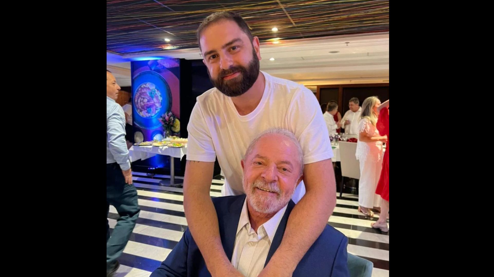 Luis Claudio, filho caçula de Lula, no ano novo
