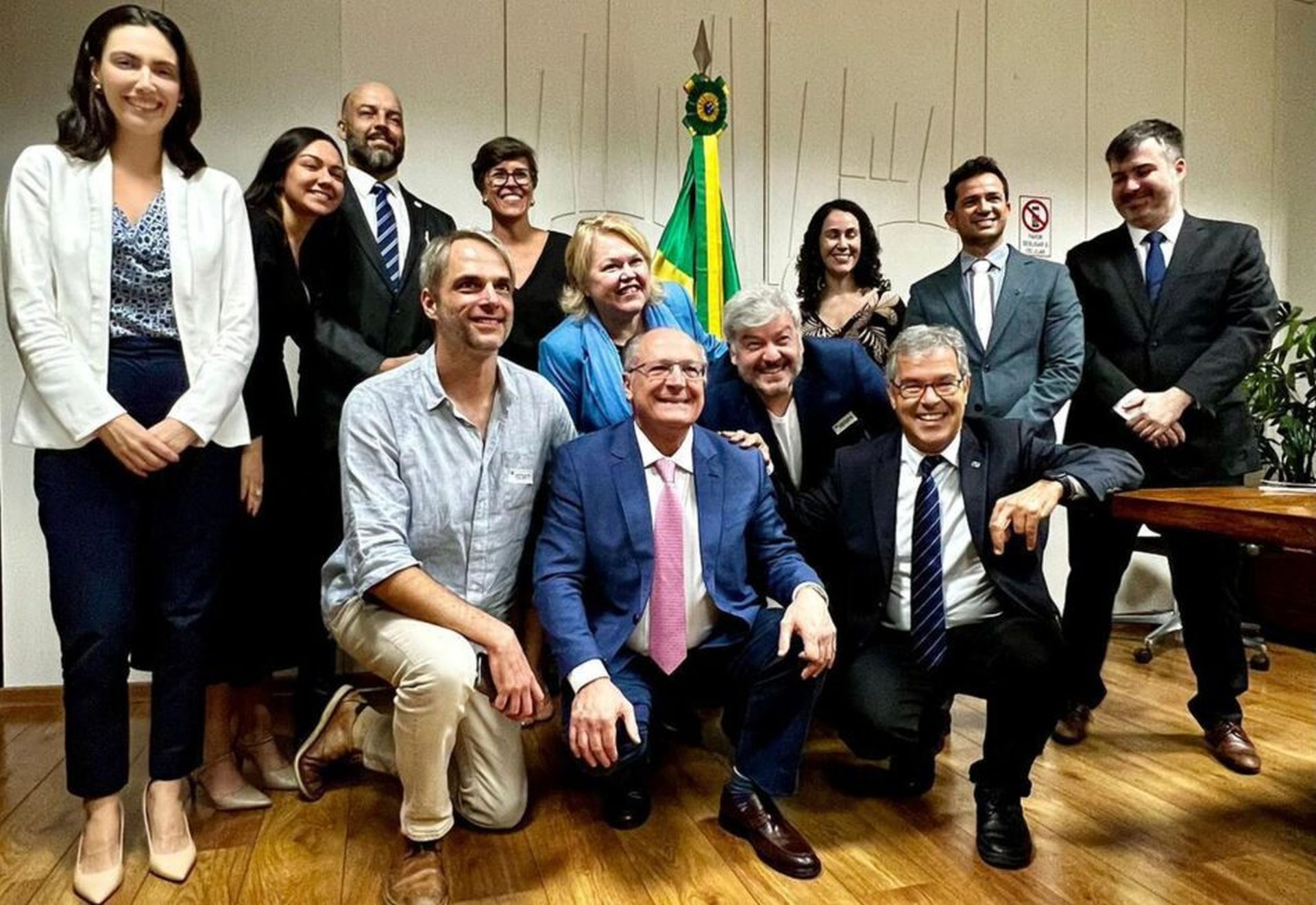 Alckmin se encontra com representantes da ABRAGAMES
