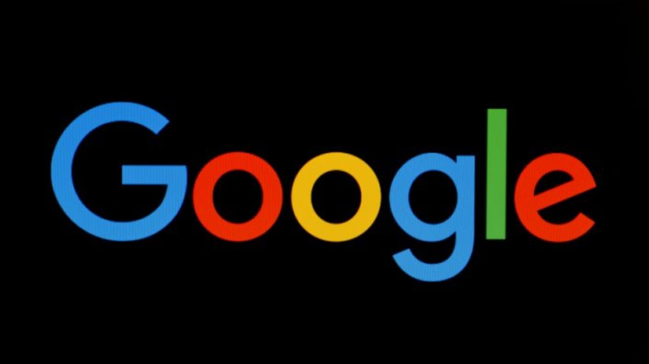 Logo do Google em fundo preto