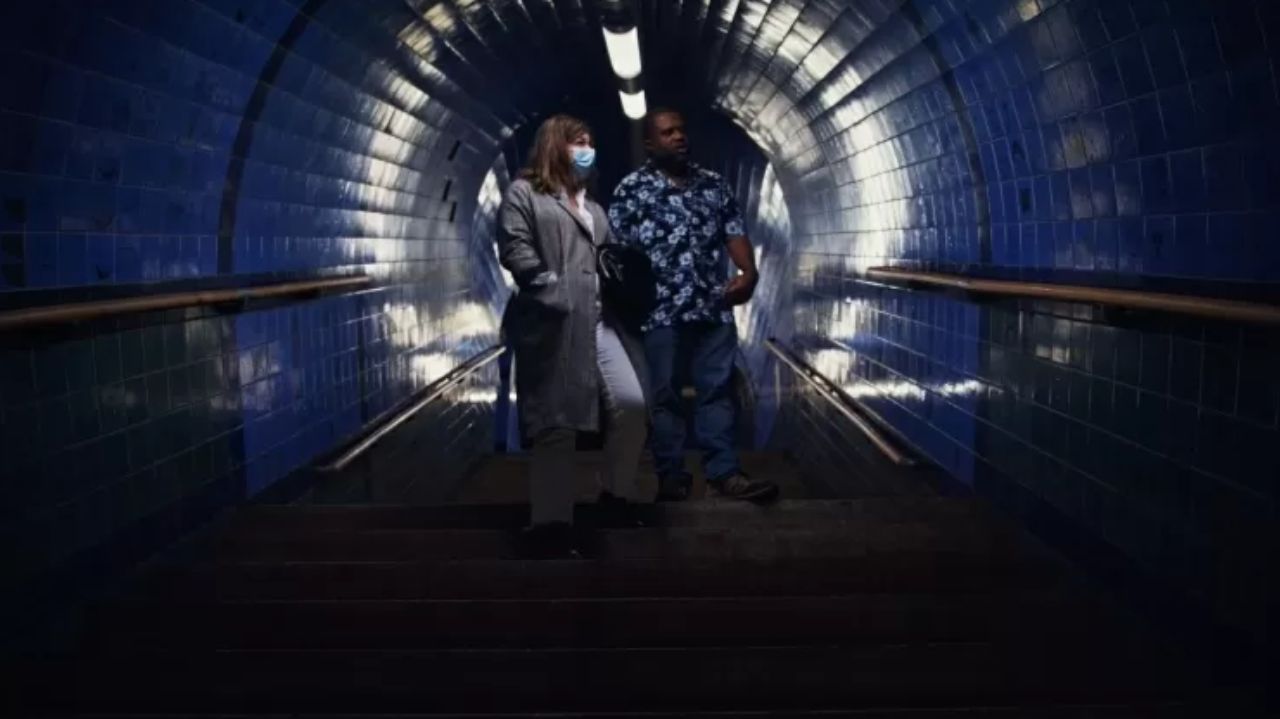 Catarina Demony com José Lino Neves, os dois em pé e sem posar