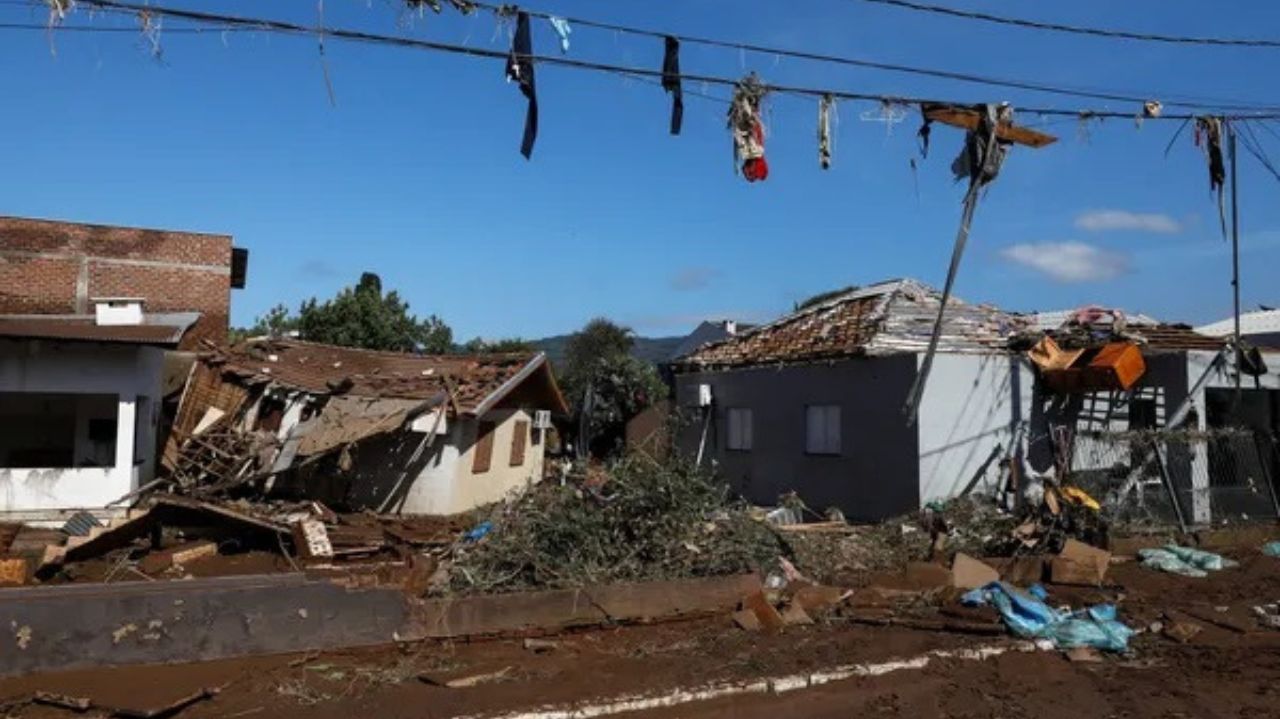 Destroços na cidade de Muçum