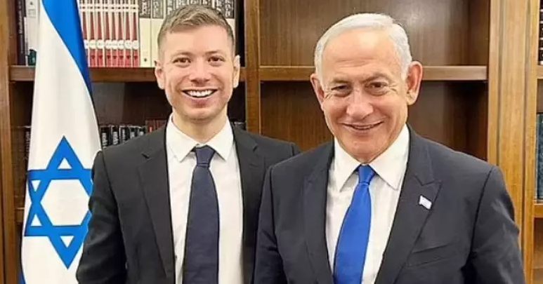 Yair Netanyahu e seu pai, o primeiro-ministro de Israel, Benjamin Netanyahu