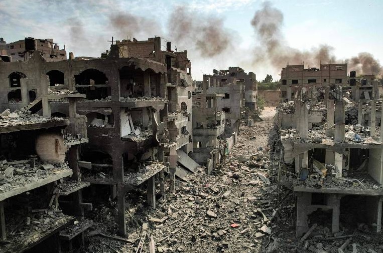 Ruínas em Jabalia, na Faixa de Gaza