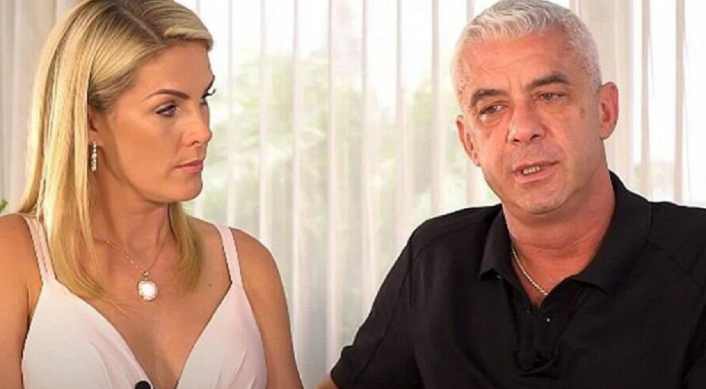 Ana Hickmann e Alexandre Correa com expressões sérias, lado a lado