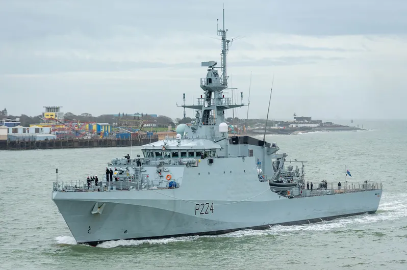 Navio HMS Trent da Marinha britânica