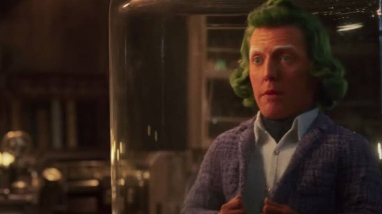 Hugh Grant caracterizado para filme