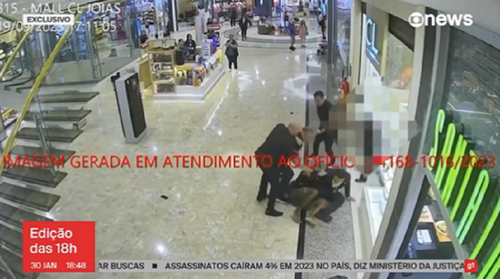 Imagem de câmera de segurança em shopping