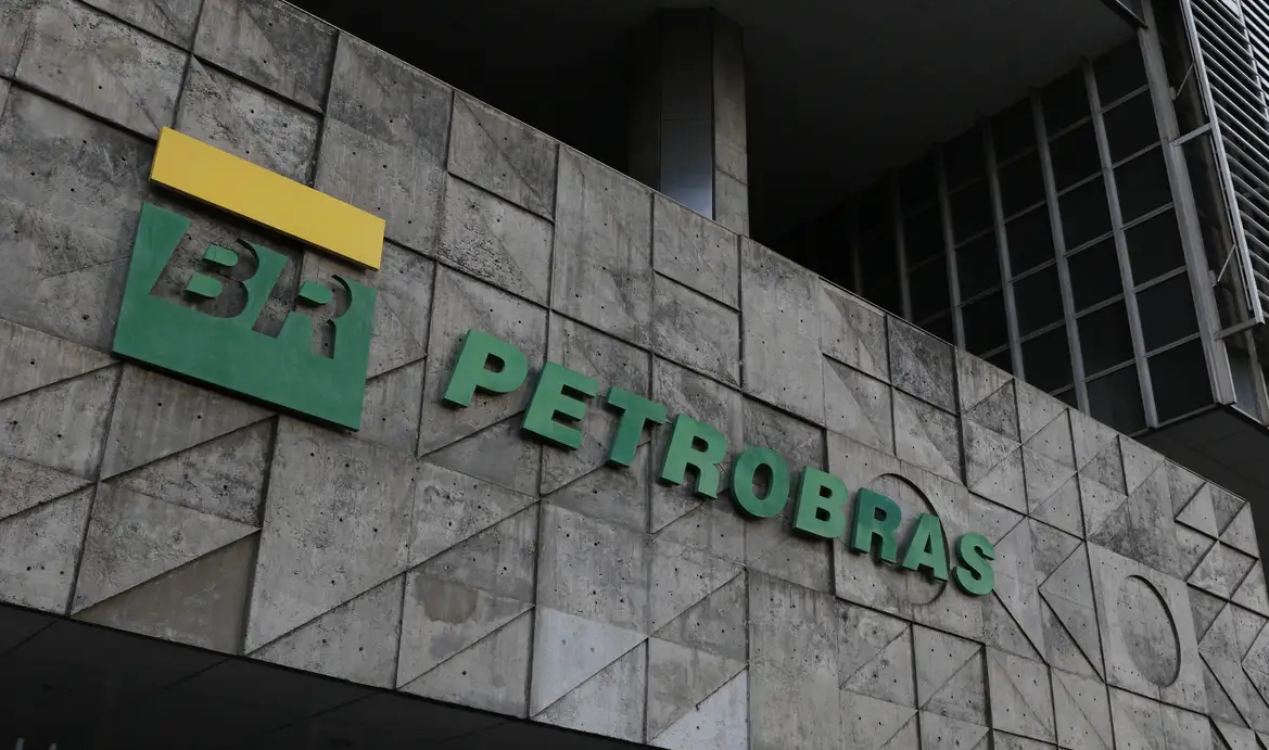 Fachada de prédio da Petrobras