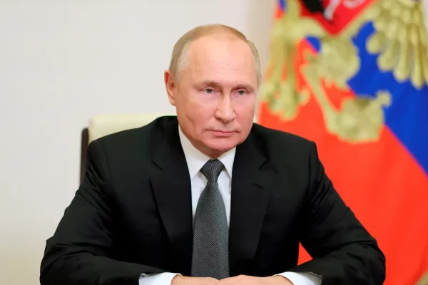 Líderes internacionais criticam reeleição de Putin: "Não é livre nem justo"