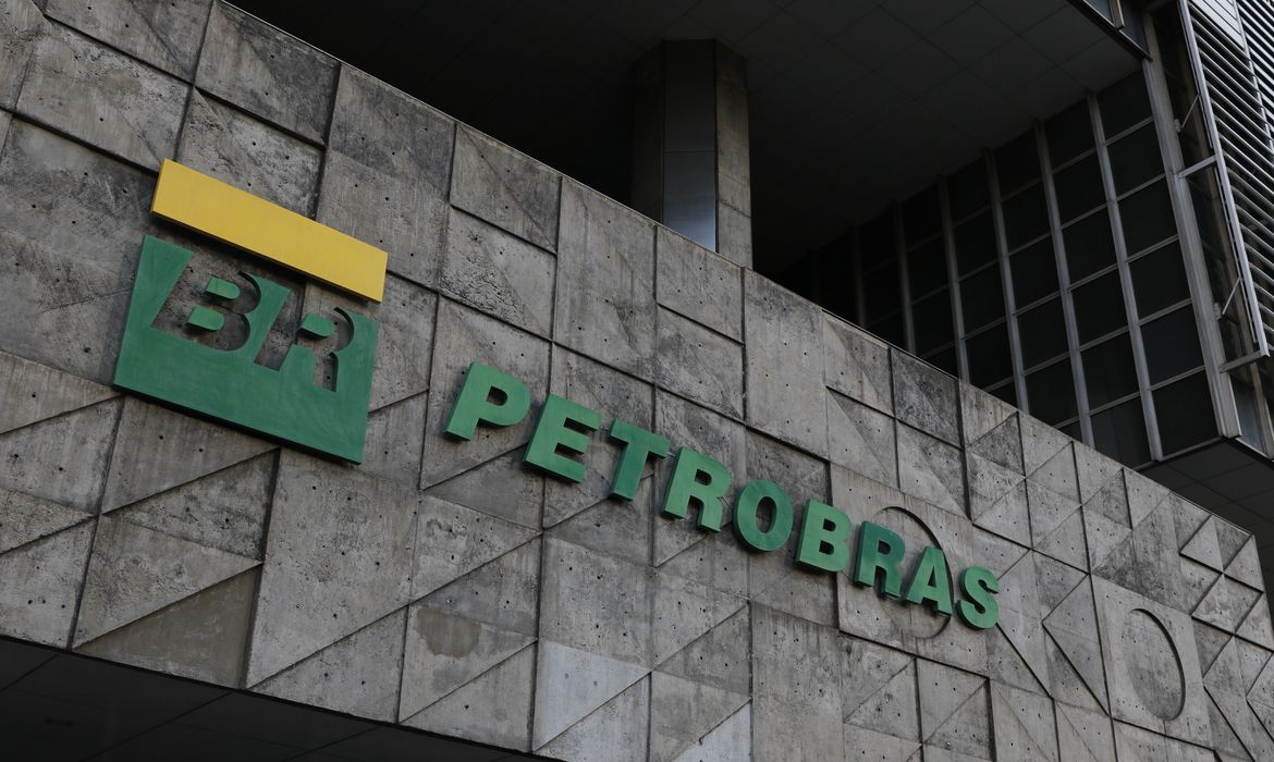 Fachada de prédio da Petrobras