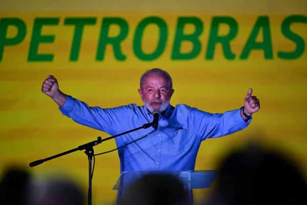 Petrobras: Lula aprova distribuição de 50% dos dividendos extraordinários da estatal
