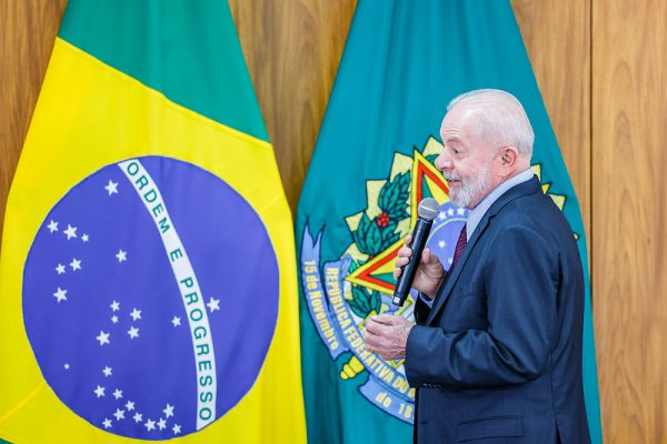 VÍDEO – “Ato de fascista não me preocupa”, diz Lula sobre Bolsonaro em Copacabana