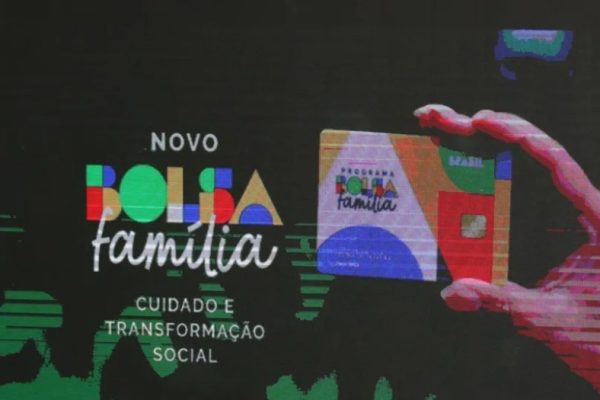 IBGE: Bolsa Família eleva renda dos mais pobres em 38% e evita aumento de desigualdade