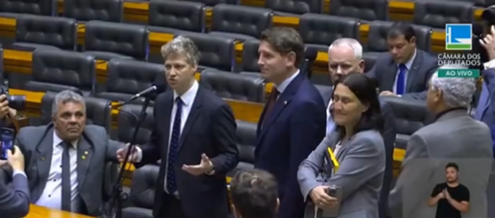 Marcel Van Hattem com holandeses na Câmara dos Deputados, em Brasília
