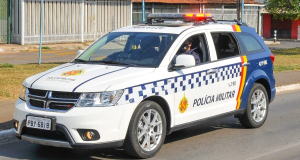 Carro da PM do DF
