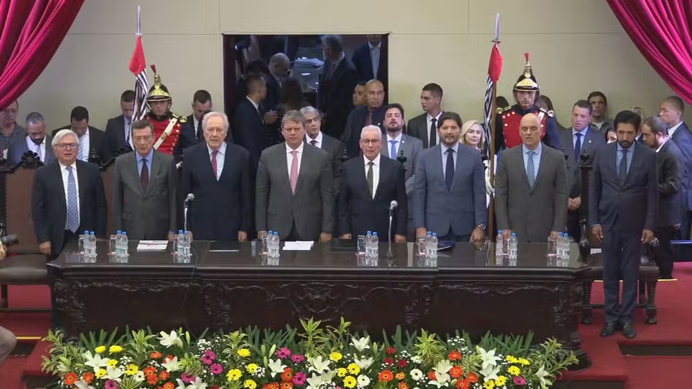 Tarcísio de Freitas na posse do novo procurador-geral de Justiça, Paulo Sérgio de Oliveira e Costa
